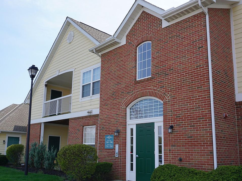 1st image of 7708 Essex Gate Dr S