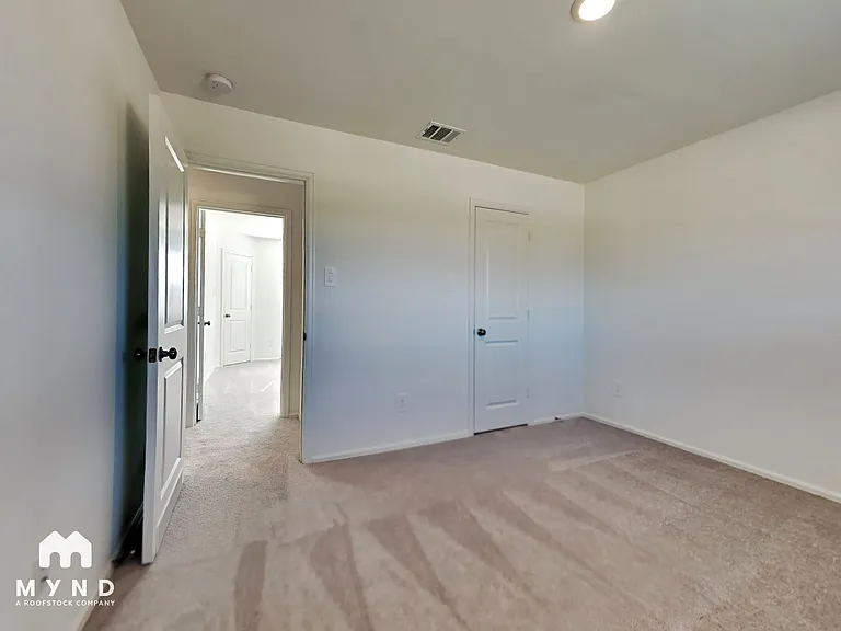 513 Brook Terrance Ln — Photo 5