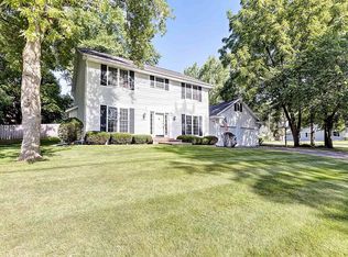 2670 Beaumont St, Green Bay, WI 54301