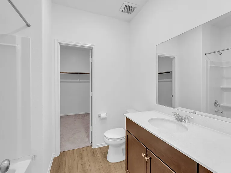 2812 Dezmond Diamond Ct — Photo 14