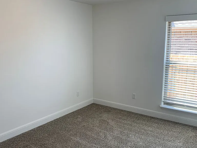 2131 Tallgrass Ter — Photo 9