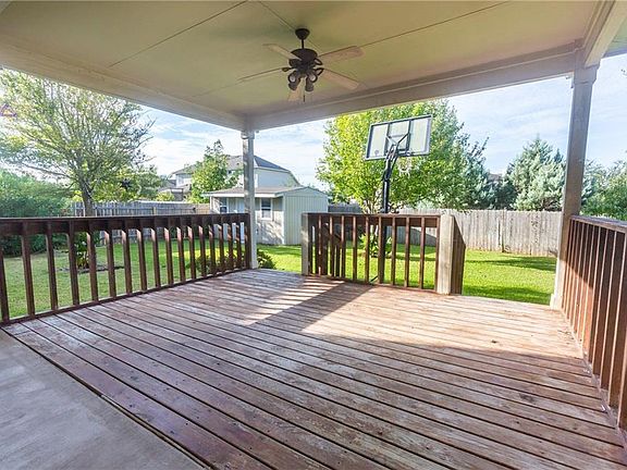 2nd image of 1021 Pendragon Castle Dr