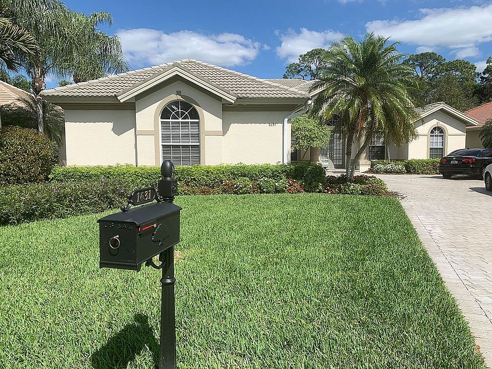 1631 Manchester Court 34109