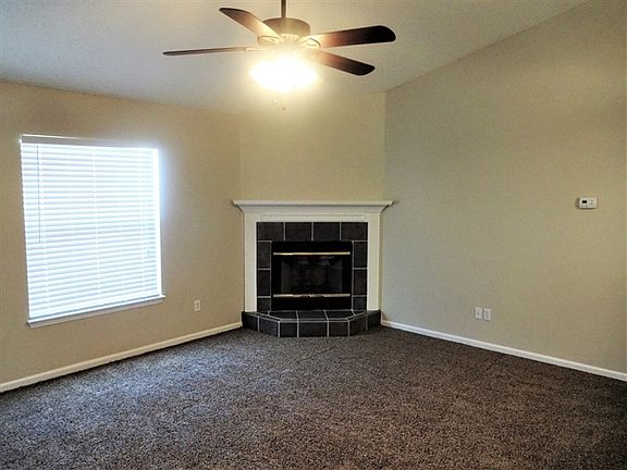 2nd image of 4351 Hanging Moss Drive