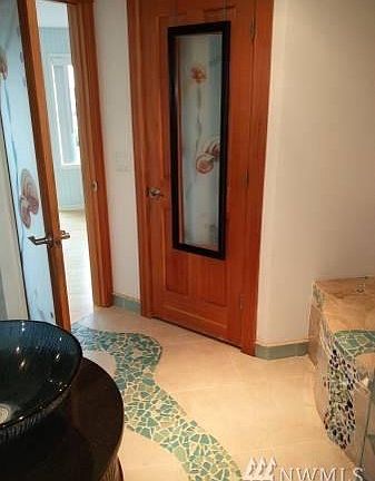 4th image of 164 Vista Del Mar St