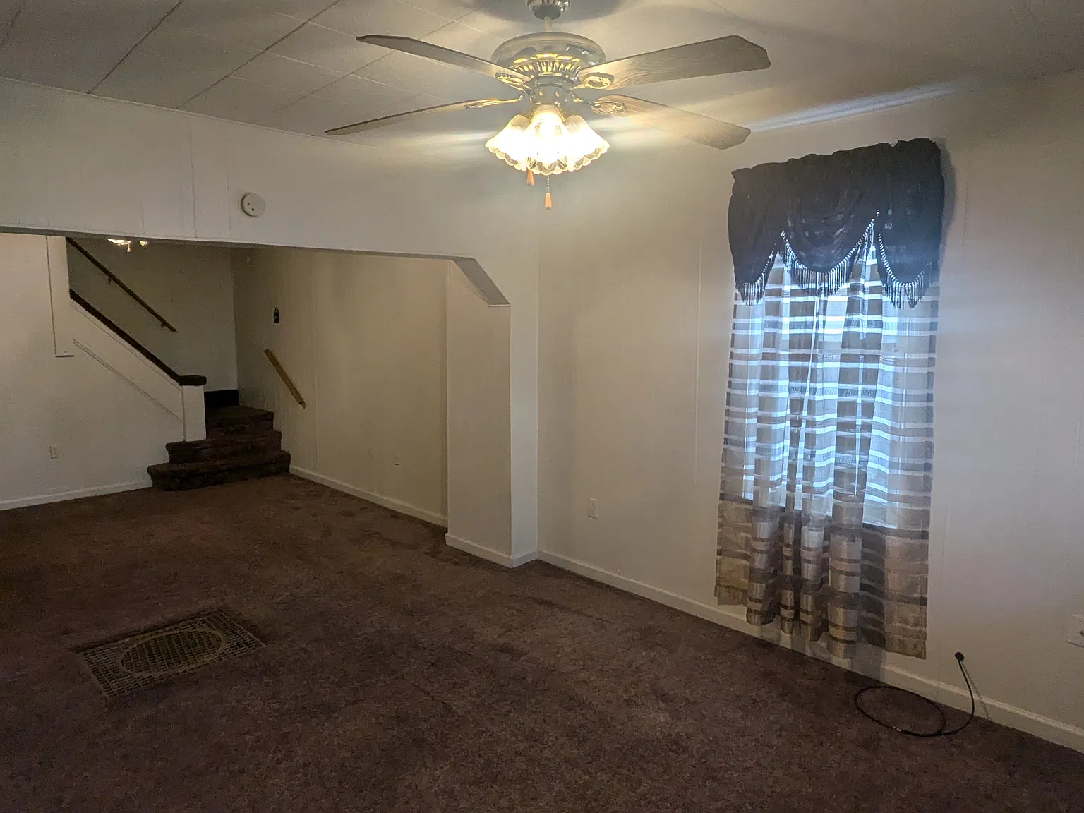 3 bed, 1200 sqft, $1,000 — Photo 4
