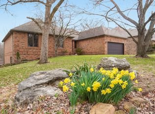 1432 S Ranch Dr, Springfield, MO 65809