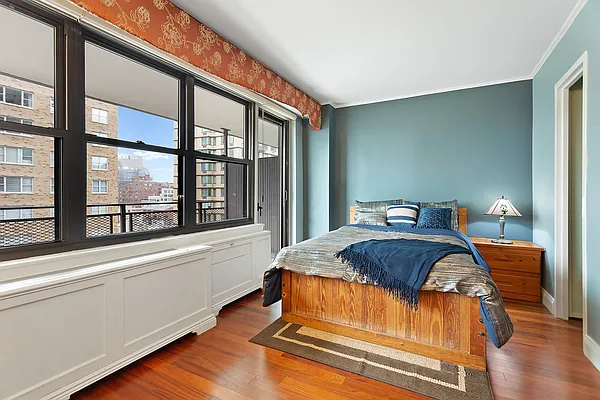 Sold by Corcoran | media 10