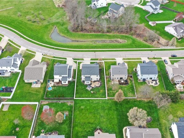 4150 Pembroke Dr, Kent, OH 44240