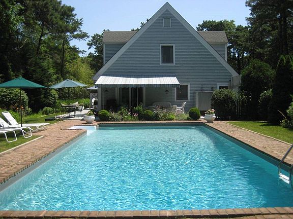 2nd image of 47 W Gate Rd