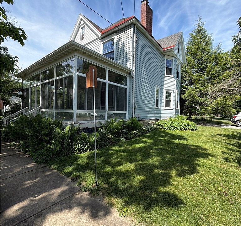 1st image of 46 Elwyn Ave