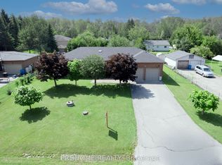 10 Joel Ave, Georgina, ON L0E 1S0