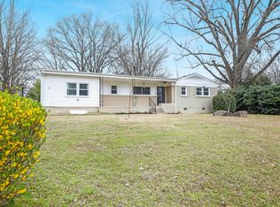 902 Phillip St, Garner, NC 27529