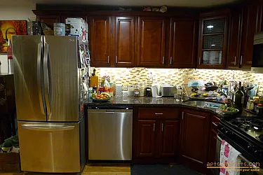 Rented by aptsandlofts.com