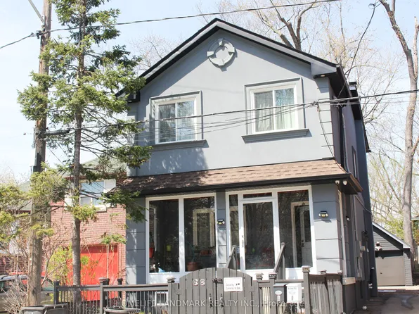 38 Glenvalley Dr, Toronto, ON M6M 4V9