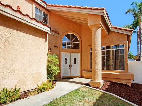 4th image of 40715 Mountain Pride Dr