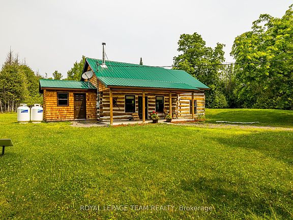 4th image of 786 Richardson Rd