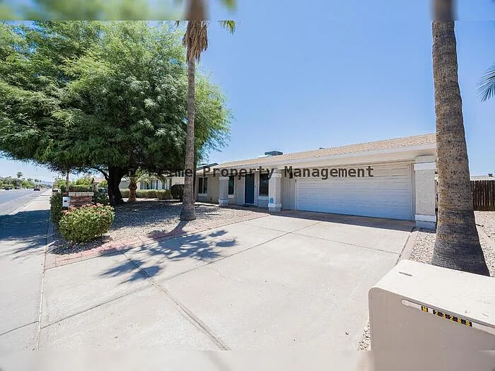 3715 E Sweetwater Ave — Photo 1