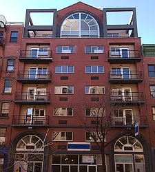 19 Clinton Street in Lower East Side