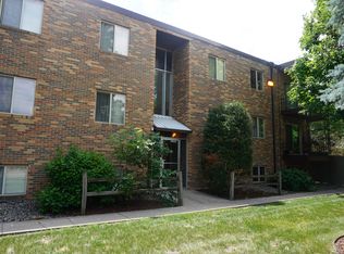 3108 5th St S APT 5, Moorhead, MN 56560