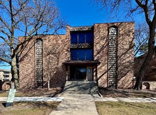 17745 Rosewood Dr APT 2A, Lansing, IL 60438