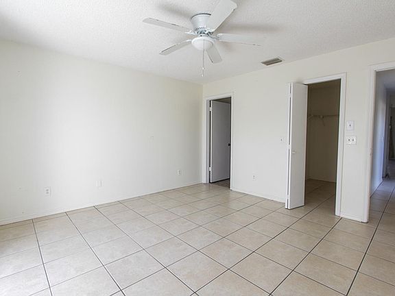 5th image of 6262 142nd Ave N Unit 301