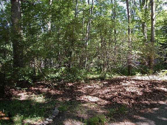 3rd image of 8620 N Island Dr #35