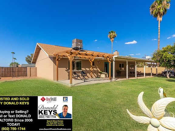 4th image of 8645 W Diana Ave
