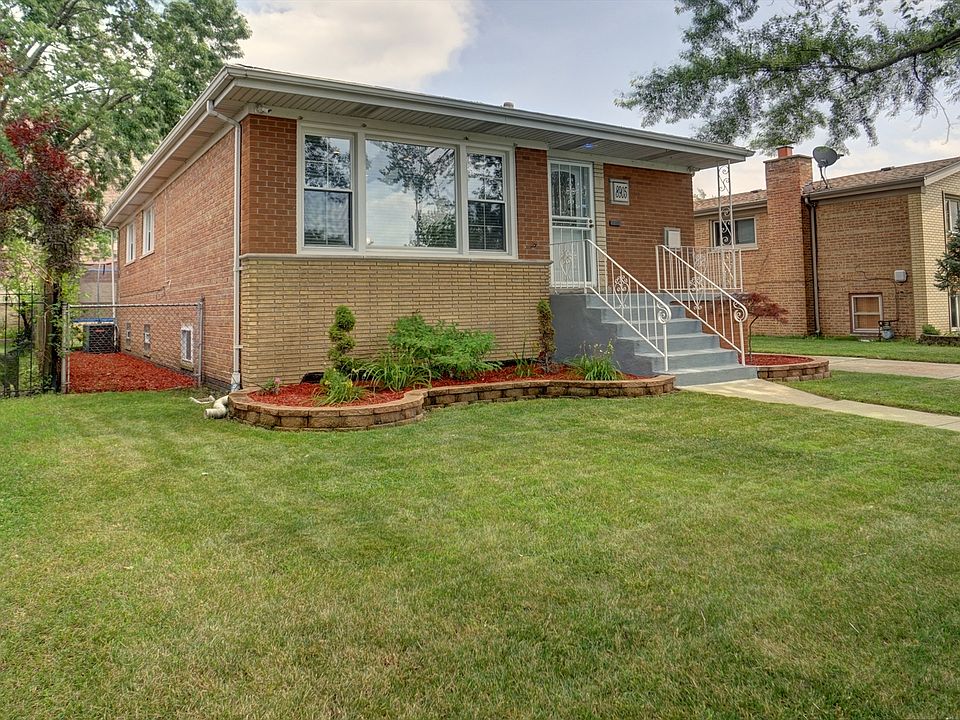 1st image of 8905 S 49th Ave