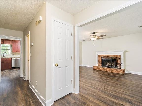 5th image of 5398 Olde Mill Dr
