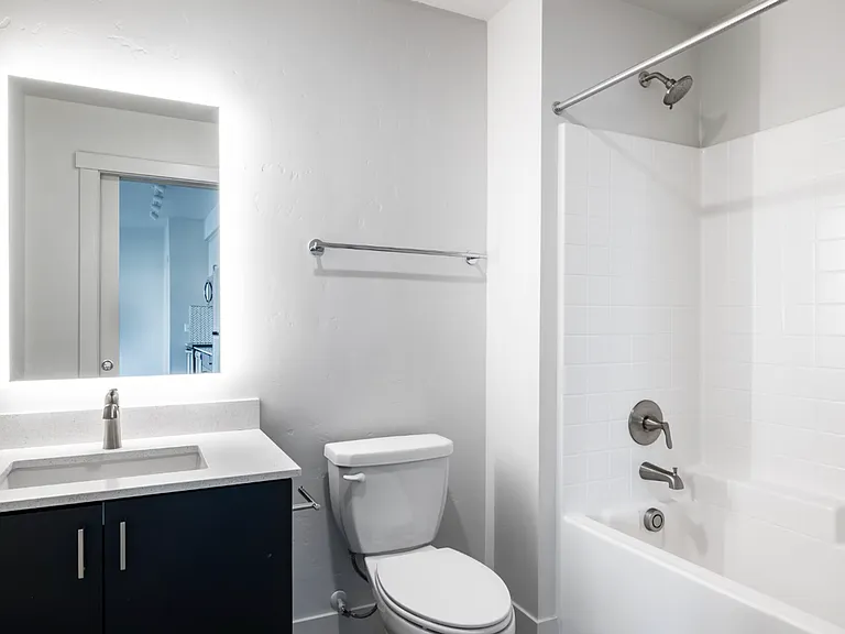 The Eliana Apartments — Photo 31