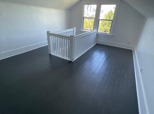 821 16th Ave #A, Seattle, WA 98122