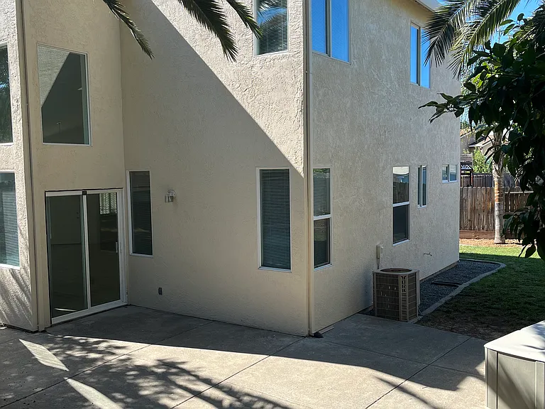 525 Wicklow Dr — Photo 100