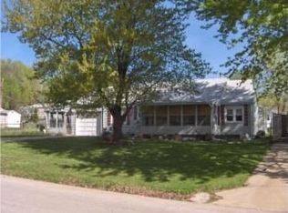 506 E Angus St, Independence, MO 64055