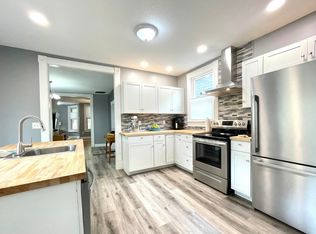 323 SW Clay St, Topeka, KS 66606