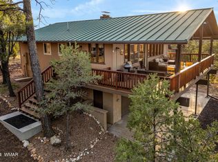 2036 Shadow Pines Dr, Overgaard, AZ 85933