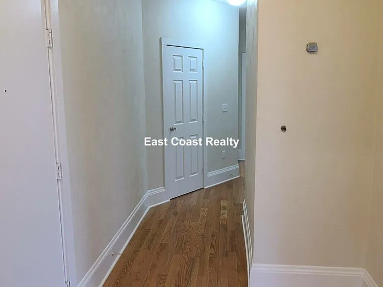 7 Mount Hood Rd #4 — Photo 13
