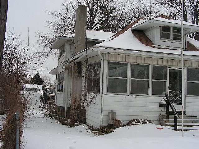 2nd image of 125 W Tobias St