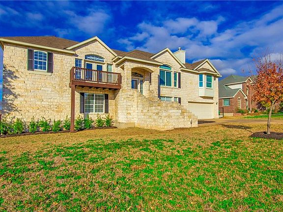 3rd image of 105 Silver Oak Dr