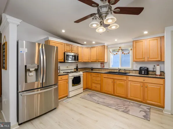 1 Harbor Rd, Millsboro, DE 19966