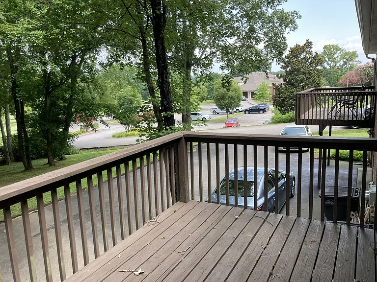 2202 Country Club Ln #B — Photo 9