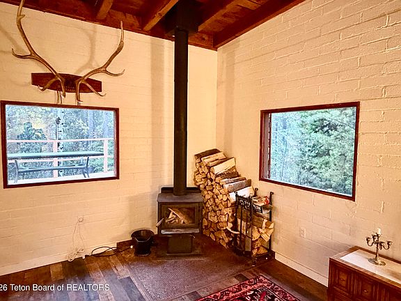 5th image of 415 Forest Rd #21