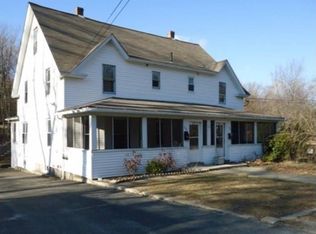 1073 Pleasant St, Worcester, MA 01602