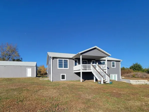 3243 SE Woodring Rd, Tecumseh, KS 66542