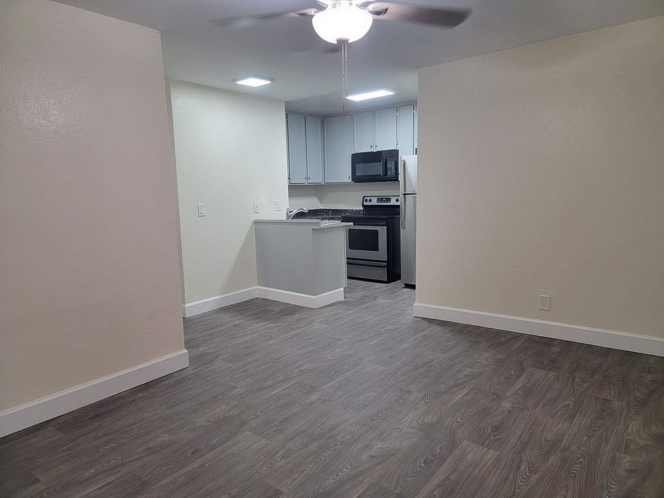 1st image of 4070 Marlborough Ave APT 4