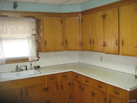 3rd image of 710 Main St