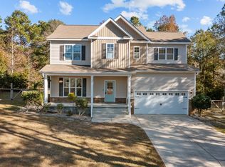 607 Mayapple Ln, Hubert, NC 28539