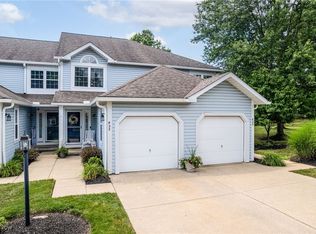 927 Sturbridge Dr, Medina, OH
