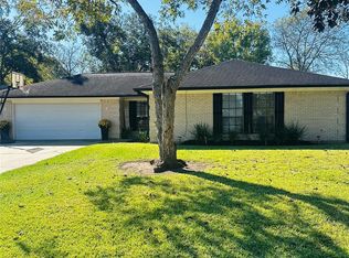 1457 Camellia Dr, Sweeny, TX 77480