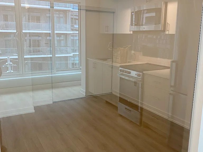 1195 The Queensway St #511 — Photo 11